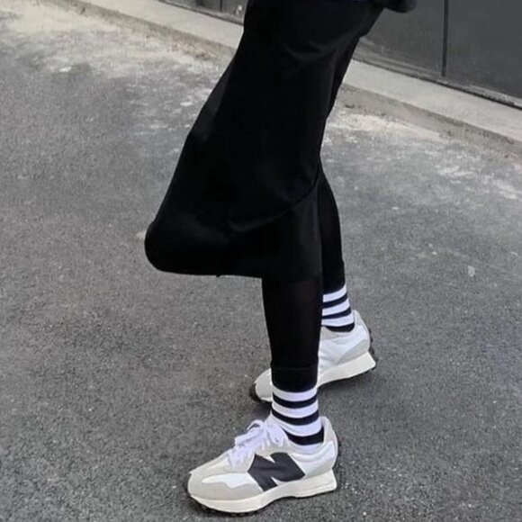 New Balance 327 "Sea Salt/Black" Women's sneakers, 6.5 - Picture 3 of 13